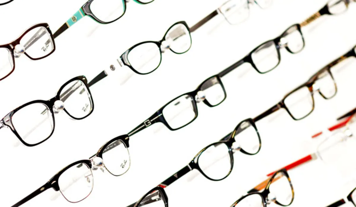 أنواع عدسات النظارات الطبية 