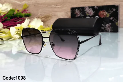 نظارة شمس حريمي موديل 2026 Dolce & Gabbana