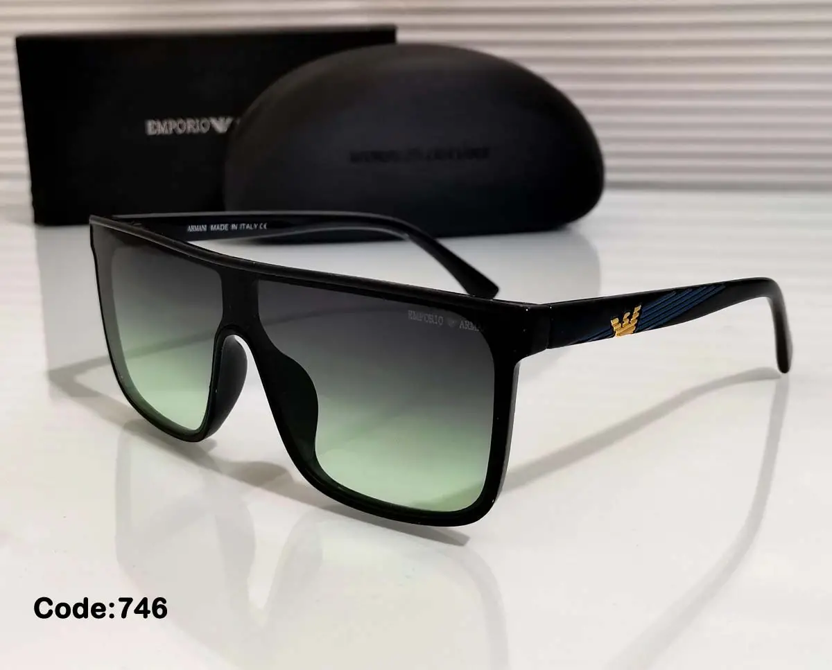 ⁦نظارة شمسية Emporio Armani 2023 زيتى⁩ - الصورة ⁦1⁩